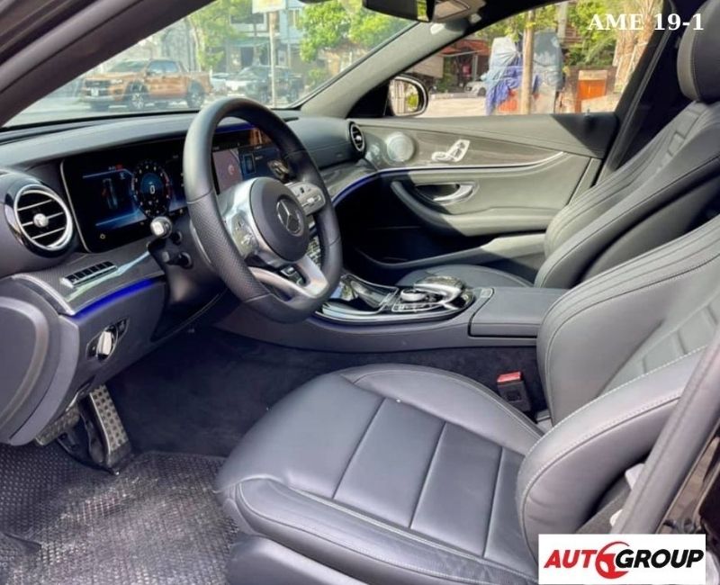 Xe Mercedes E300 AMG đời 2019 được trang bị những thiết bị hiện đại nhất của hãng Mercedes