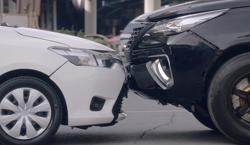Biểu phí bảo hiểm vật chất xe ô tô PTI bồi thường cho xe ô tô mỗi khi có va chạm