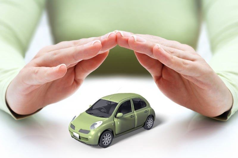 Việc tham gia bảo hiểm thân vỏ xe ô tô là cần thiết đối với những người sở hữu xế hộp xịn, đắt đỏ