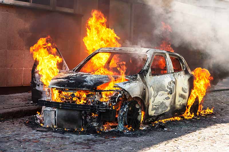 Không phải trường hợp xe bị cháy nổ nào cũng được bảo hiểm bồi thường