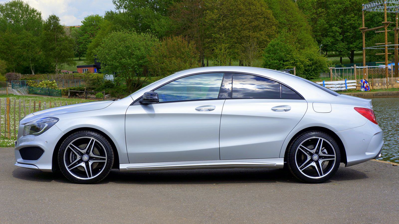 Nhóm sedan: A-Class, C-Class, E-Class, S-Class Nhóm sedan: A-Class, C-Class, E-Class, S-Class