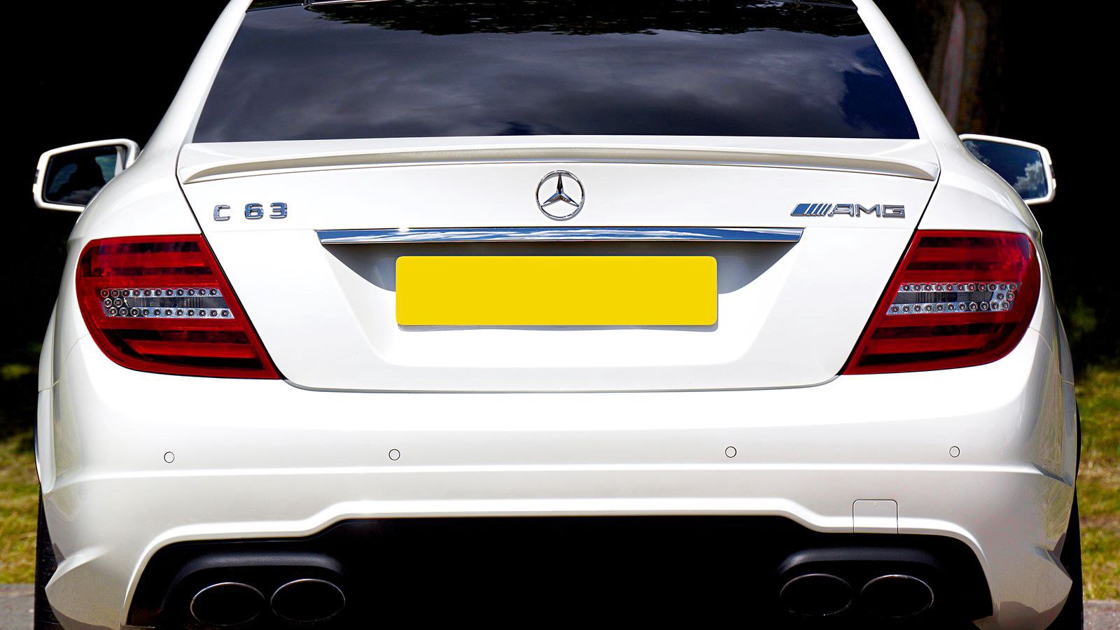 So sánh Mercedes C300 với C200 So sánh Mercedes C300 với C200